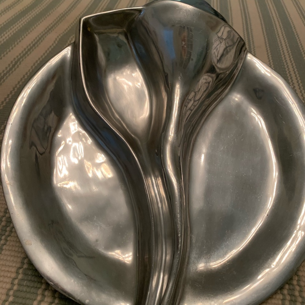 Mariposa conch shell serving tray/dish